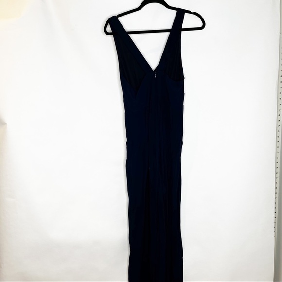 Madewell | V-Back Wide Leg Pleated Jumpsuit in Navy - Picture 5 of 9
